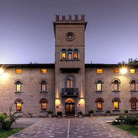 Hotel Castello Modena Exterior foto